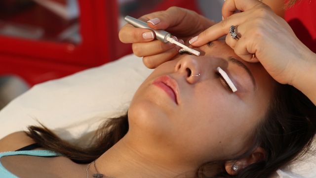 Kirpik Permasi Nasil Yapilir Videolu Anlatim Mynet Kadin Tv