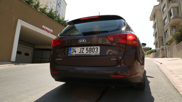 Araba Nasil Kullanilir Anlatimli  - Trafik Çilesinde Etkili Araba Kullanma Taktikleri Eski Ralli Pilotu Ethem Genim�den.